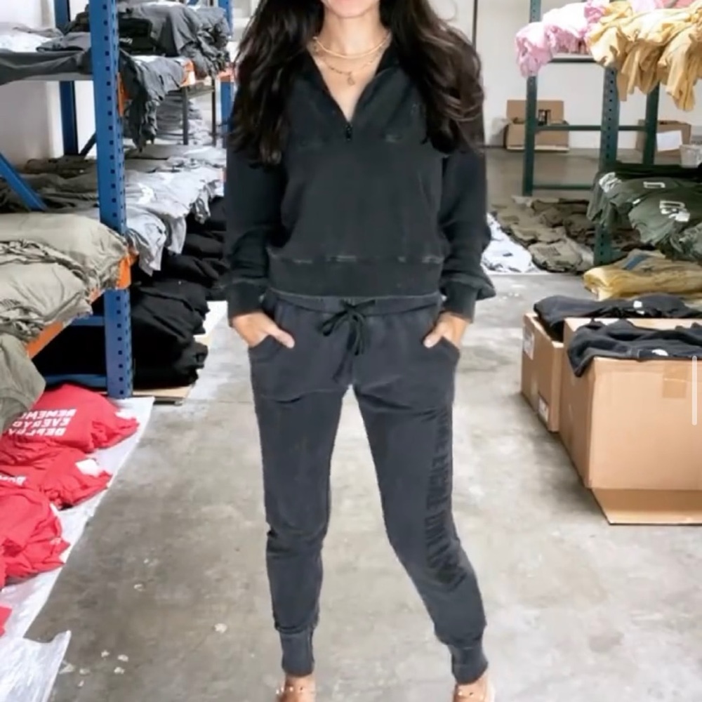 Sold out American freedom company 1/4 zip (size med)  and jogge (size small)set